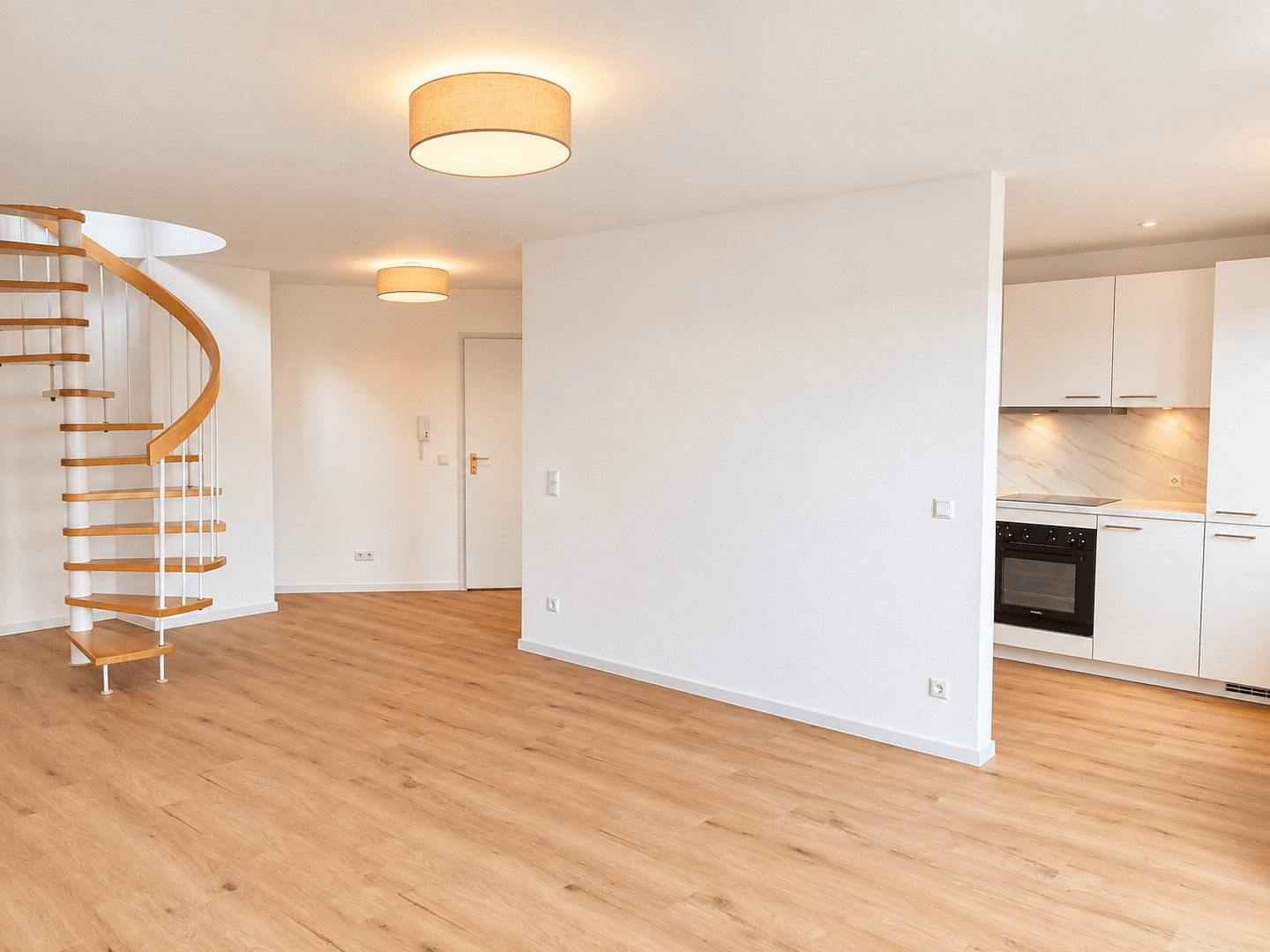 Prenájom bytu 3-izbový 66 m², Rutesheim, Bádensko-Wurttembersko Prenájom bytu 3-izbový 66 m², Rutesheim, Bádensko-Wurttembersko