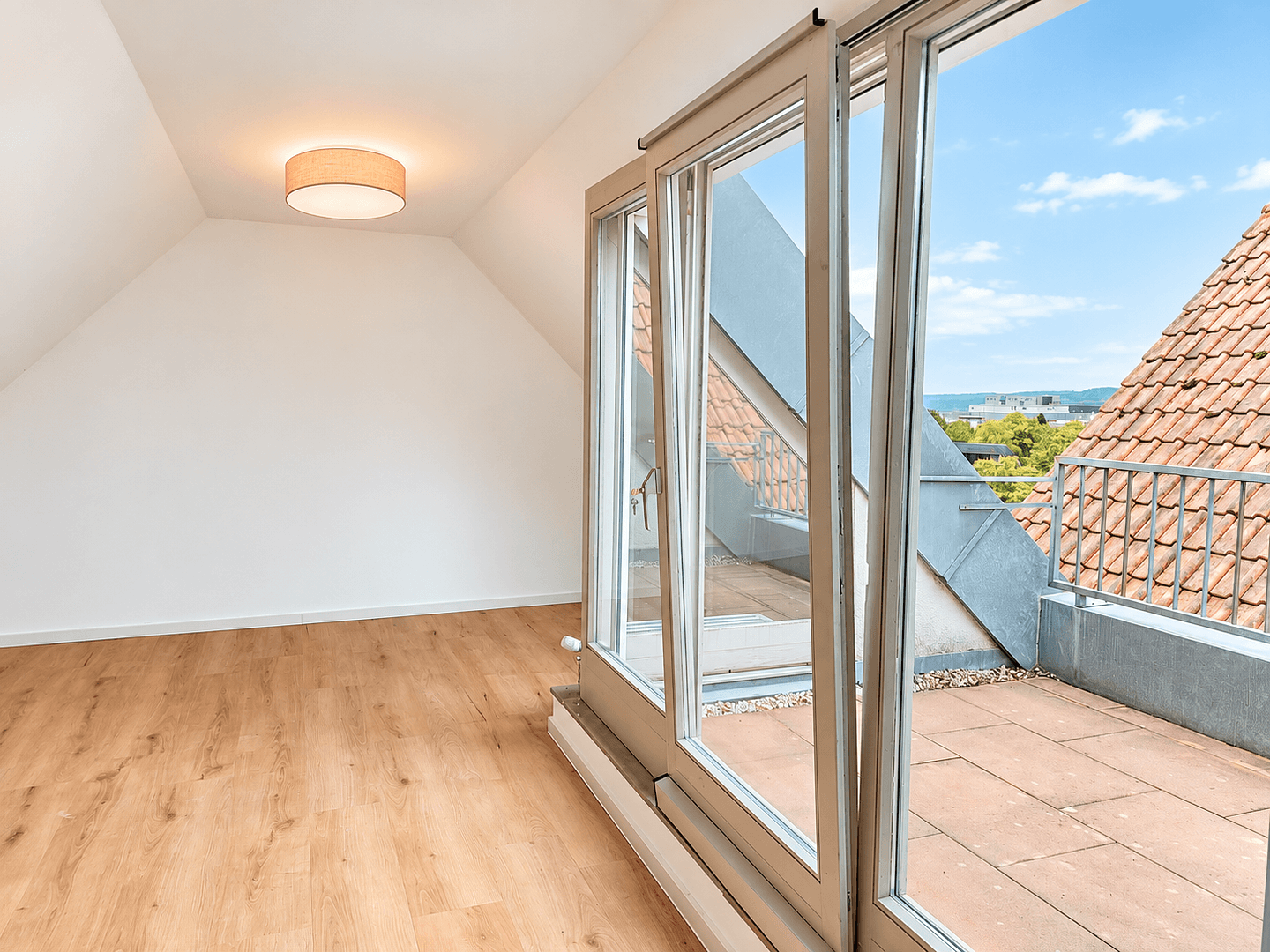 Prenájom bytu 3-izbový 66 m², Rutesheim, Bádensko-Wurttembersko Prenájom bytu 3-izbový 66 m², Rutesheim, Bádensko-Wurttembersko