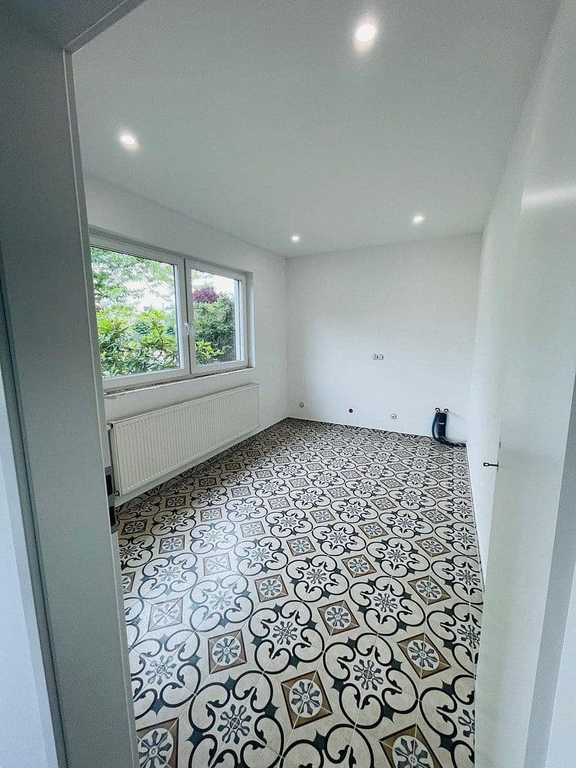 Prenájom nebytového priestoru 1.898 m², Boschstraße 22, Winsen (Luhe), Dolné Sasko Prenájom nebytového priestoru 1.898 m², Boschstraße 22, Winsen (Luhe), Dolné Sasko