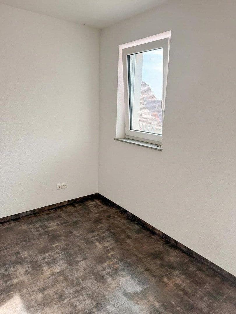 Prenájom bytu 1-izbový 34 m², Bahnhofstr. 2, Grebenstein, Hesensko Prenájom bytu 1-izbový 34 m², Bahnhofstr. 2, Grebenstein, Hesensko