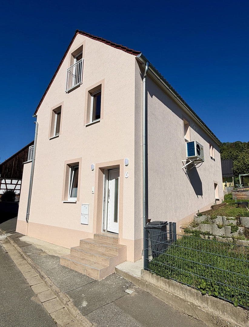 Predaj domu 135 m², pozemok 89 m², Igensdorf, Bavorsko Predaj domu 135 m², pozemok 89 m², Igensdorf, Bavorsko
