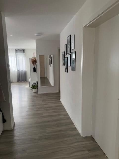 Prenájom bytu 3-izbový 101 m², Gottlob-Link-Weg 4, Sulz am Neckar, Bádensko-Wurttembersko Prenájom bytu 3-izbový 101 m², Gottlob-Link-Weg 4, Sulz am Neckar, Bádensko-Wurttembersko