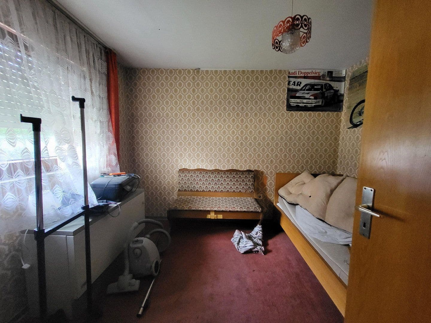 Predaj domu 127 m², pozemok 678 m², Höflestraße 11, Unterensingen, Bádensko-Wurttembersko Predaj domu 127 m², pozemok 678 m², Höflestraße 11, Unterensingen, Bádensko-Wurttembersko