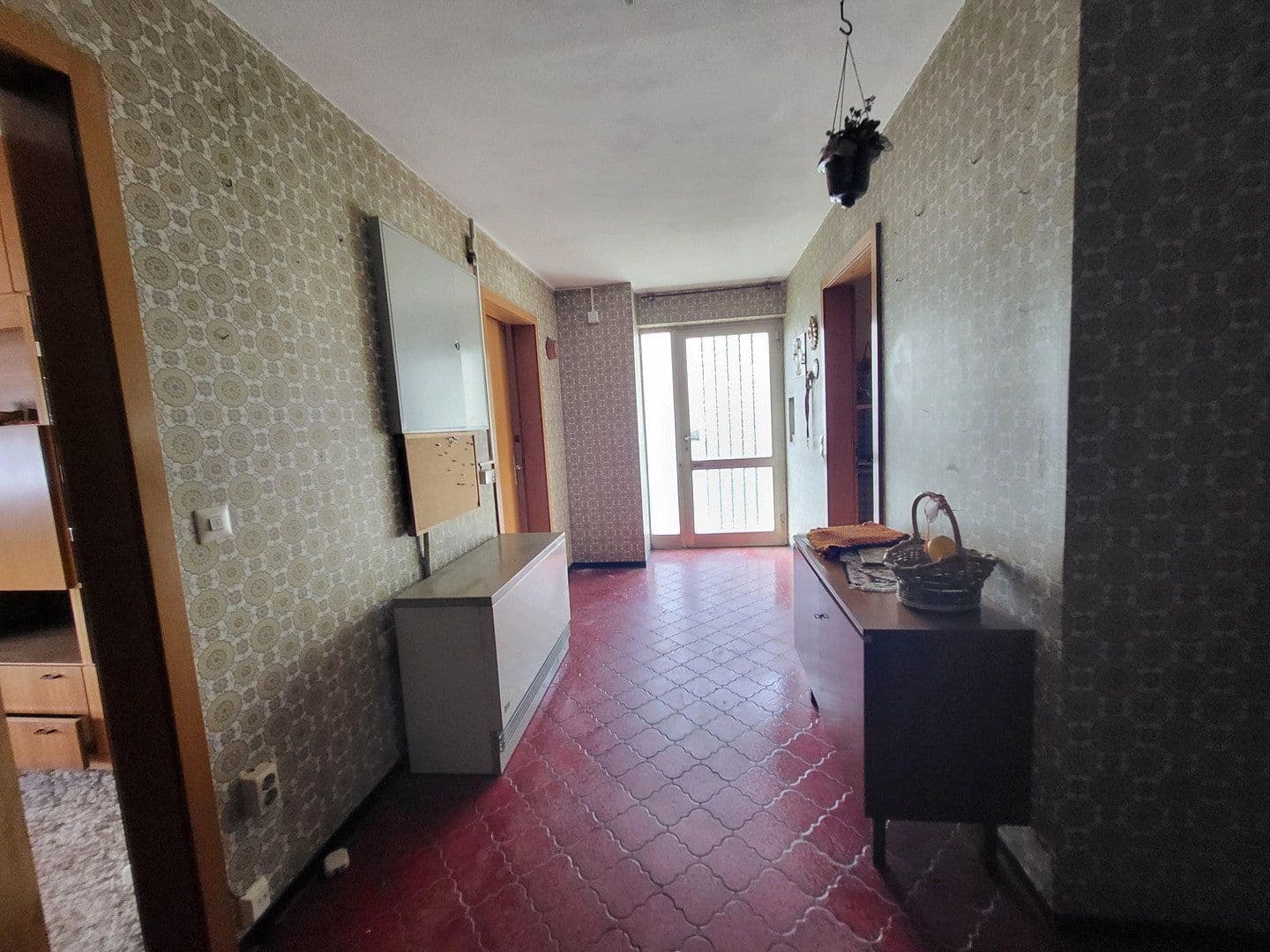 Predaj domu 127 m², pozemok 678 m², Höflestraße 11, Unterensingen, Bádensko-Wurttembersko Predaj domu 127 m², pozemok 678 m², Höflestraße 11, Unterensingen, Bádensko-Wurttembersko