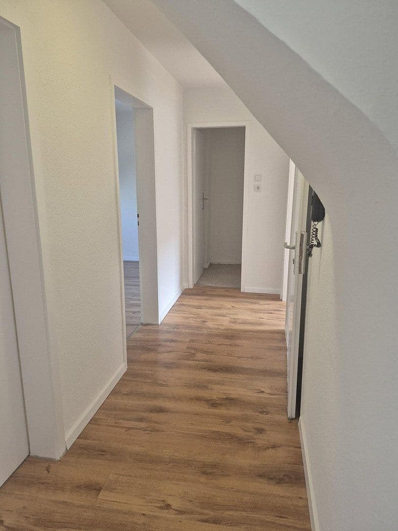 Prenájom bytu 3-izbový 60 m², Mühlenstraße 86, Duisburg, Severné Porýnie - Westfálsko Prenájom bytu 3-izbový 60 m², Mühlenstraße 86, Duisburg, Severné Porýnie - Westfálsko