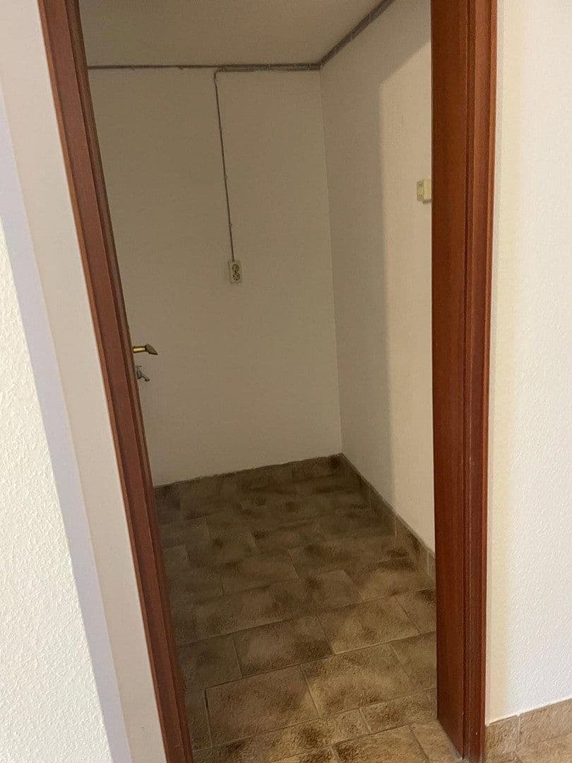 Prenájom bytu 3-izbový 58 m², Seestraße 14, Pottum, Porýnie-Falcko Prenájom bytu 3-izbový 58 m², Seestraße 14, Pottum, Porýnie-Falcko