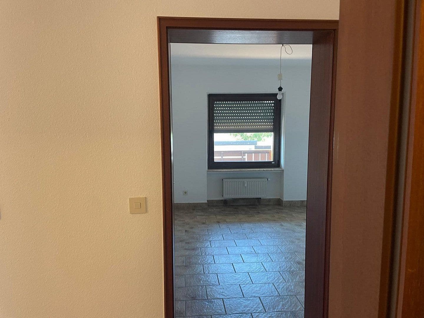 Prenájom bytu 3-izbový 58 m², Seestraße 14, Pottum, Porýnie-Falcko Prenájom bytu 3-izbový 58 m², Seestraße 14, Pottum, Porýnie-Falcko