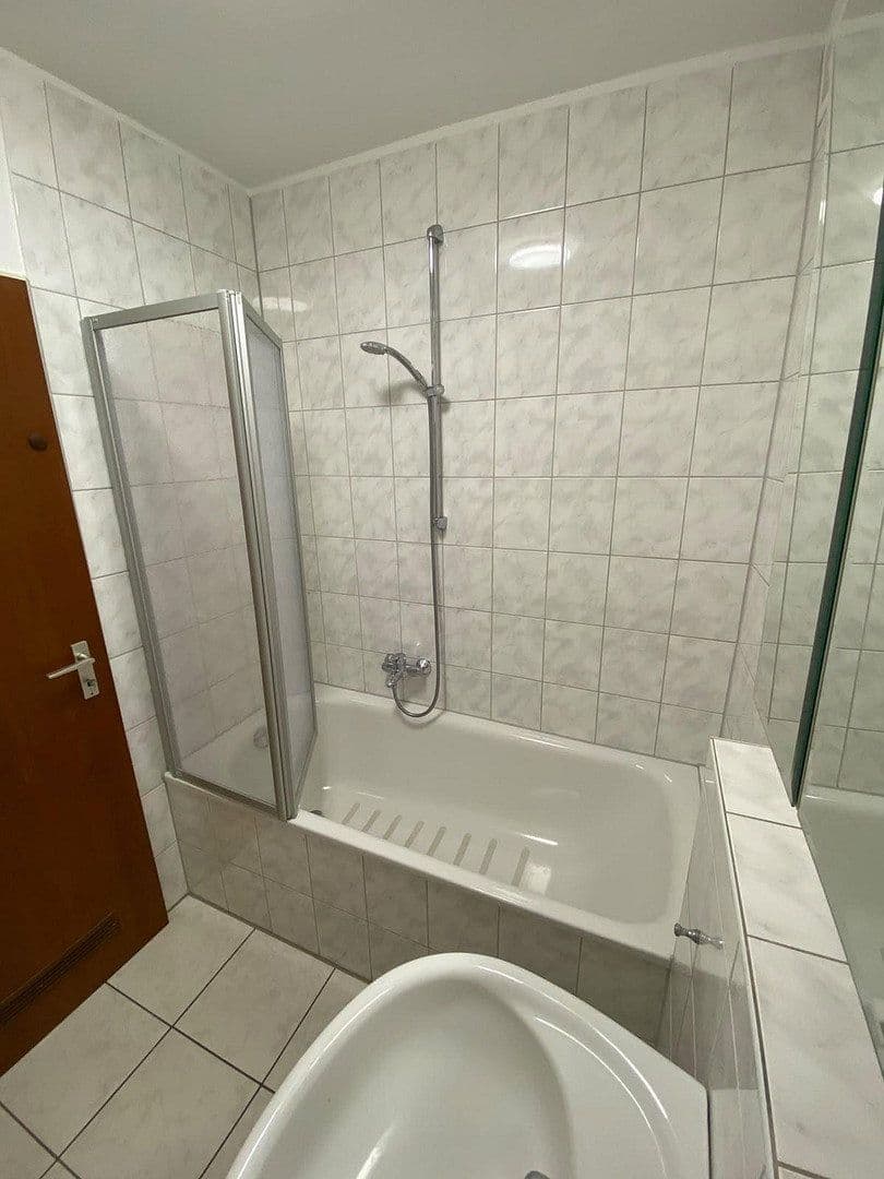 Prenájom bytu 3-izbový 73 m², Lorenz-Görtz-Str. 12, Mönchengladbach, Severné Porýnie - Westfálsko Prenájom bytu 3-izbový 73 m², Lorenz-Görtz-Str. 12, Mönchengladbach, Severné Porýnie - Westfálsko