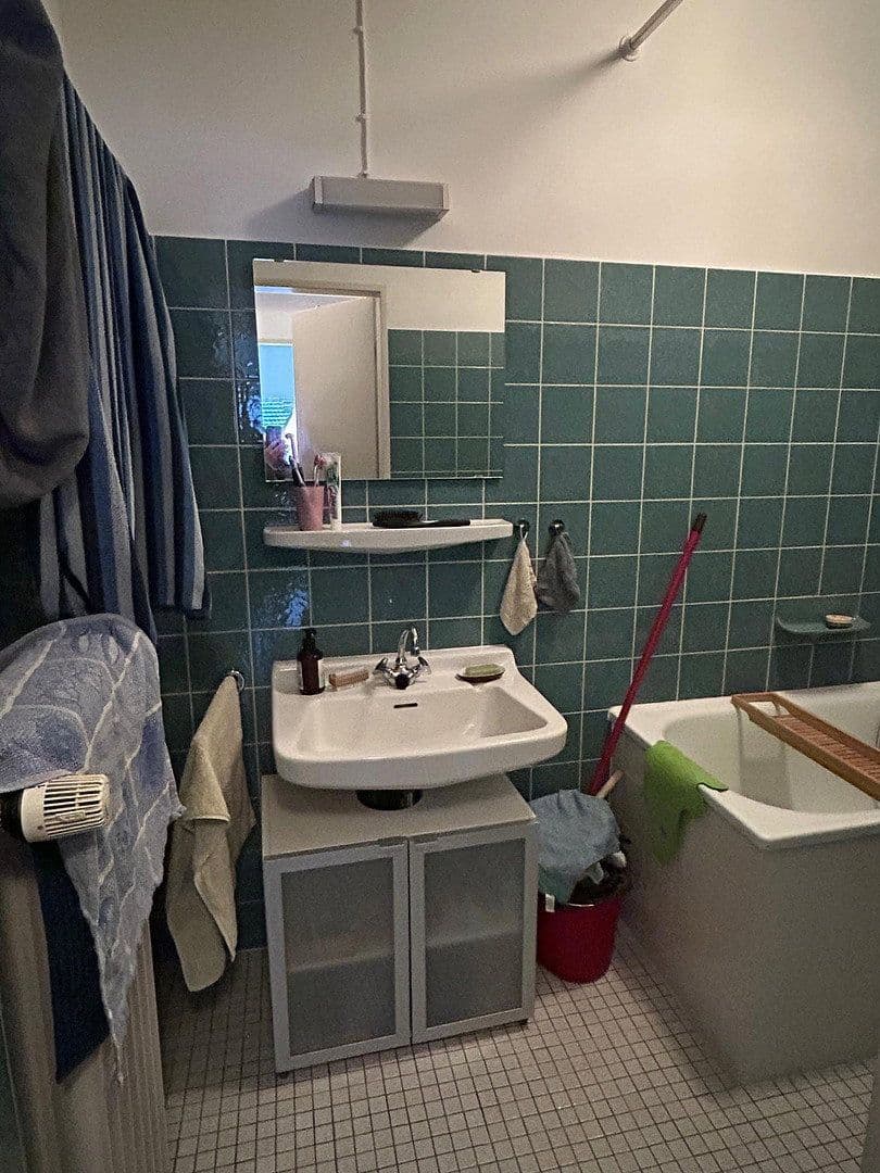 Predaj bytu 1-izbový 35 m², Bonn, Severné Porýnie - Westfálsko Predaj bytu 1-izbový 35 m², Bonn, Severné Porýnie - Westfálsko