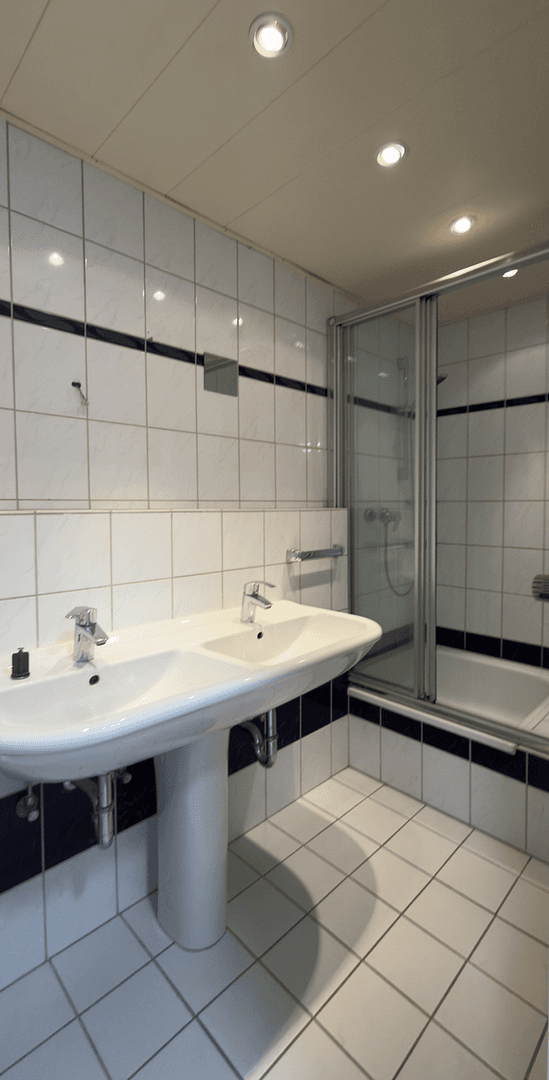 Prenájom bytu 2-izbový 73 m², Werner-Egk-Straße 8, Hilden, Severné Porýnie - Westfálsko Prenájom bytu 2-izbový 73 m², Werner-Egk-Straße 8, Hilden, Severné Porýnie - Westfálsko