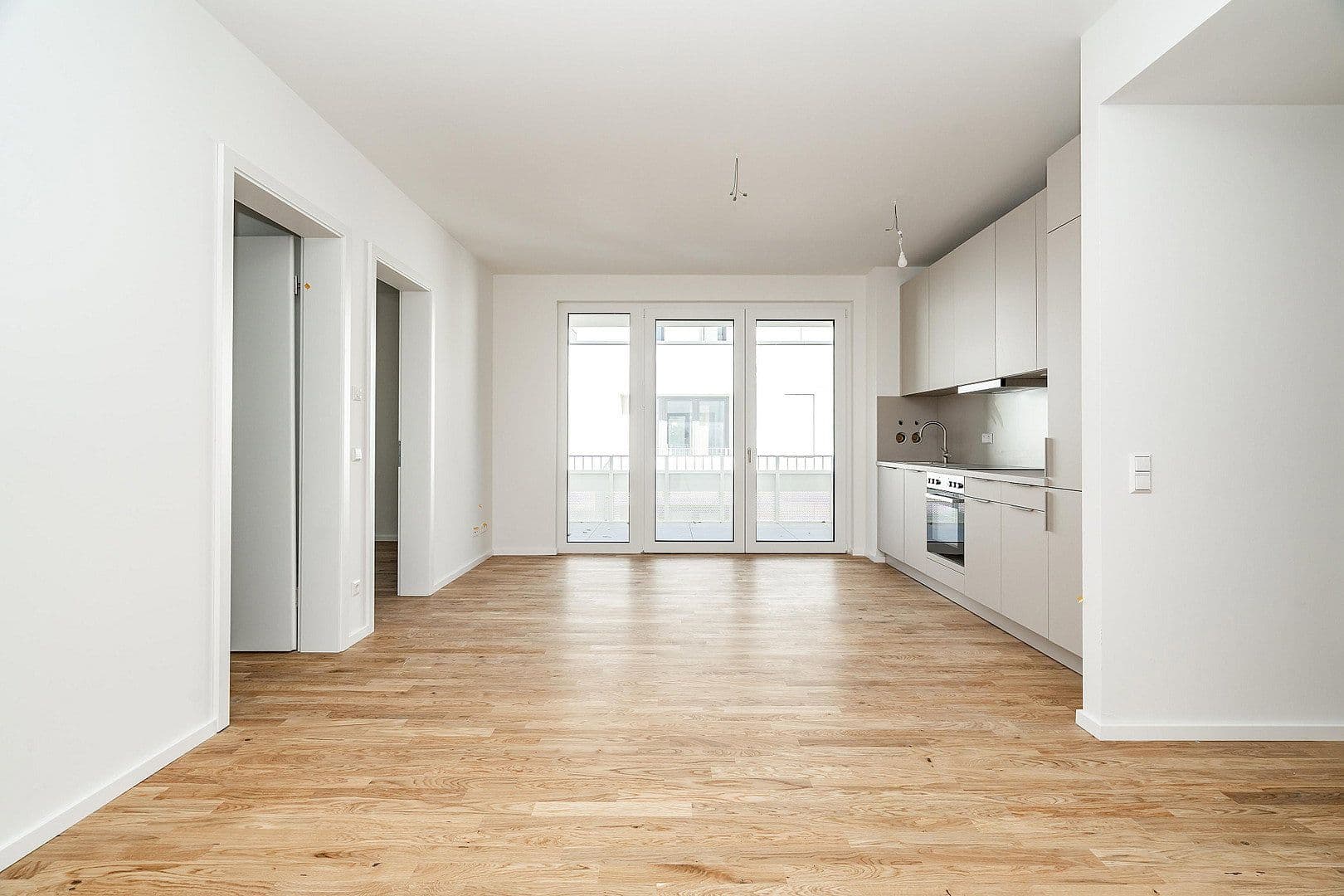 Prenájom bytu 3-izbový 72 m², Parkstraße 40, Berlin, Berlín Prenájom bytu 3-izbový 72 m², Parkstraße 40, Berlin, Berlín