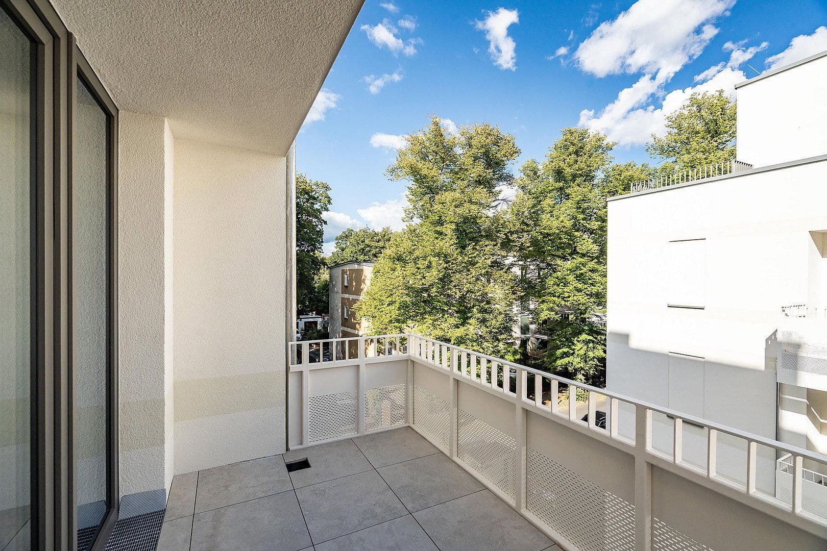 Prenájom bytu 3-izbový 72 m², Parkstraße 40, Berlin, Berlín Prenájom bytu 3-izbový 72 m², Parkstraße 40, Berlin, Berlín