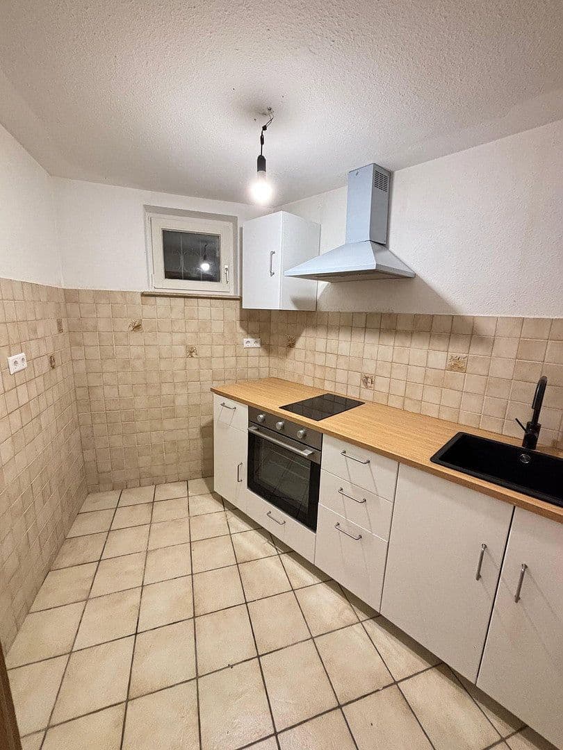 Prenájom bytu 1-izbový 38 m², Stuttgart, Bádensko-Wurttembersko Prenájom bytu 1-izbový 38 m², Stuttgart, Bádensko-Wurttembersko