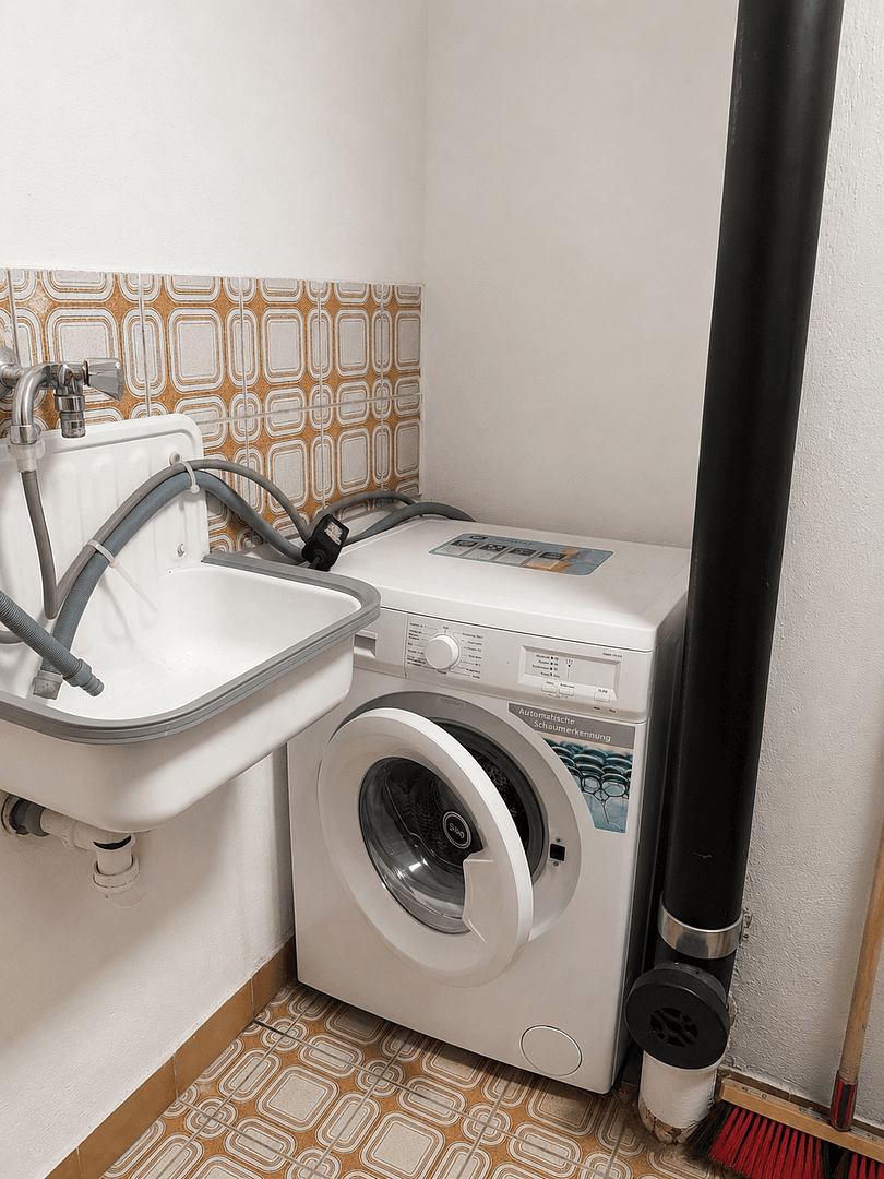 Prenájom bytu 1-izbový 38 m², Stuttgart, Bádensko-Wurttembersko Prenájom bytu 1-izbový 38 m², Stuttgart, Bádensko-Wurttembersko