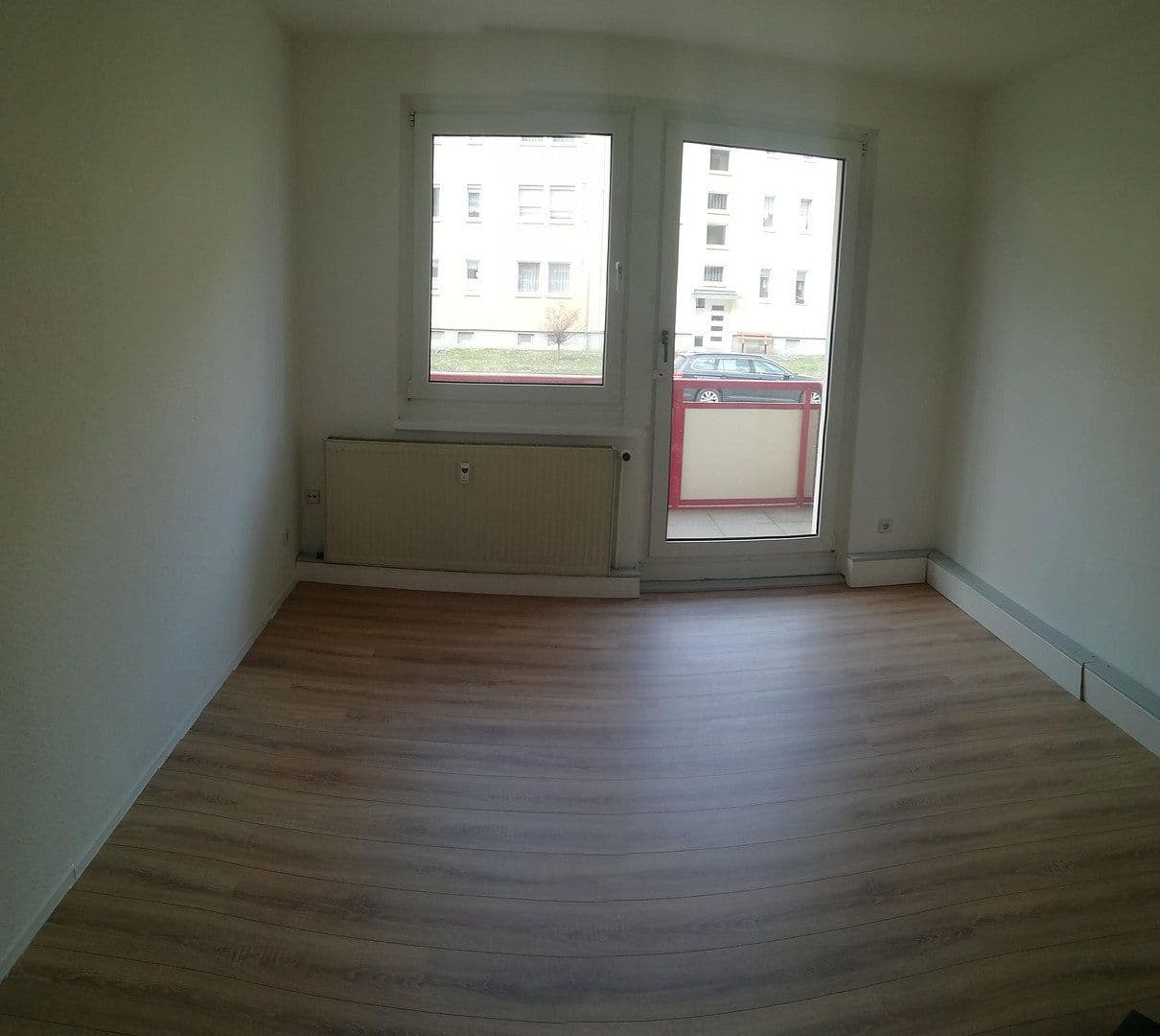 Prenájom bytu 3-izbový 60 m², Stöntzscherstraße 20, Pegau, Sasko Prenájom bytu 3-izbový 60 m², Stöntzscherstraße 20, Pegau, Sasko
