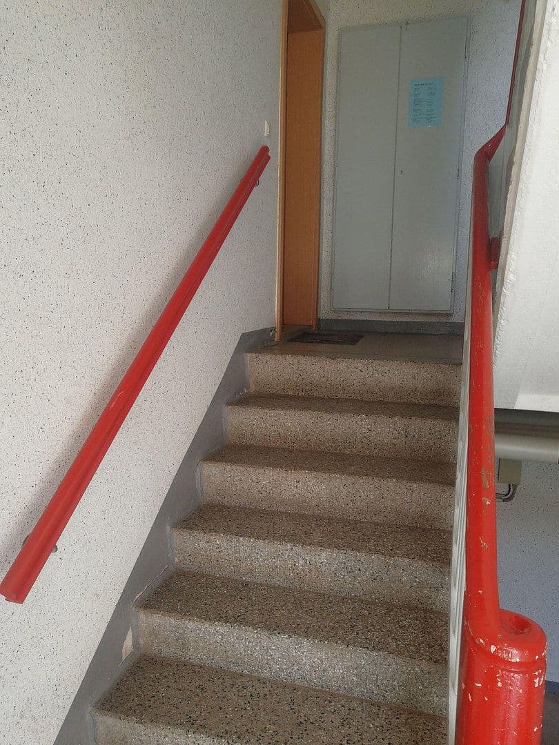 Prenájom bytu 3-izbový 60 m², Stöntzscherstraße 20, Pegau, Sasko Prenájom bytu 3-izbový 60 m², Stöntzscherstraße 20, Pegau, Sasko