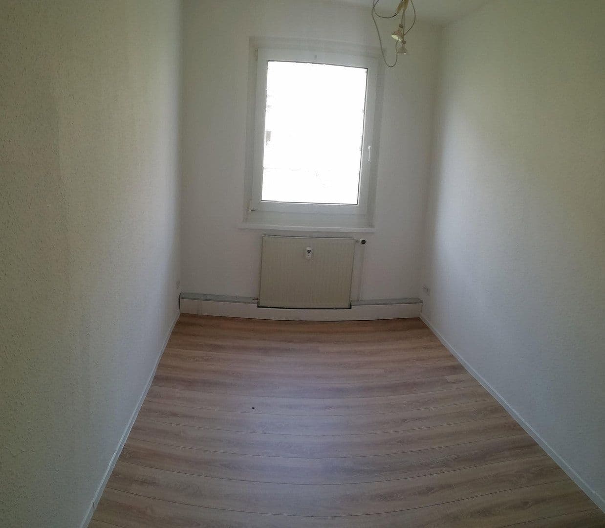 Prenájom bytu 3-izbový 60 m², Stöntzscherstraße 20, Pegau, Sasko Prenájom bytu 3-izbový 60 m², Stöntzscherstraße 20, Pegau, Sasko