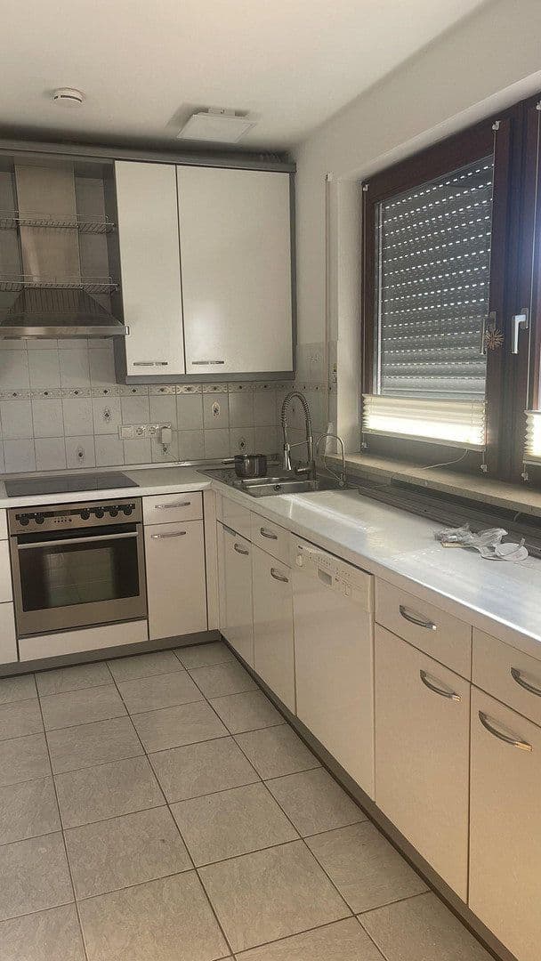 Prenájom bytu 4-izbový 90 m², Eching, Bavorsko Prenájom bytu 4-izbový 90 m², Eching, Bavorsko