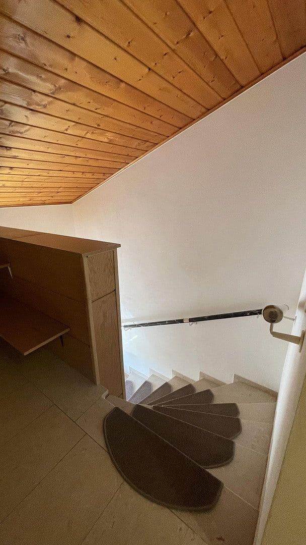 Prenájom bytu 4-izbový 90 m², Eching, Bavorsko Prenájom bytu 4-izbový 90 m², Eching, Bavorsko