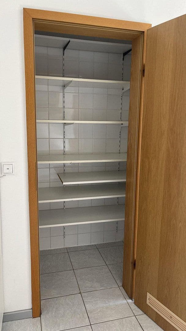 Prenájom bytu 4-izbový 90 m², Eching, Bavorsko Prenájom bytu 4-izbový 90 m², Eching, Bavorsko