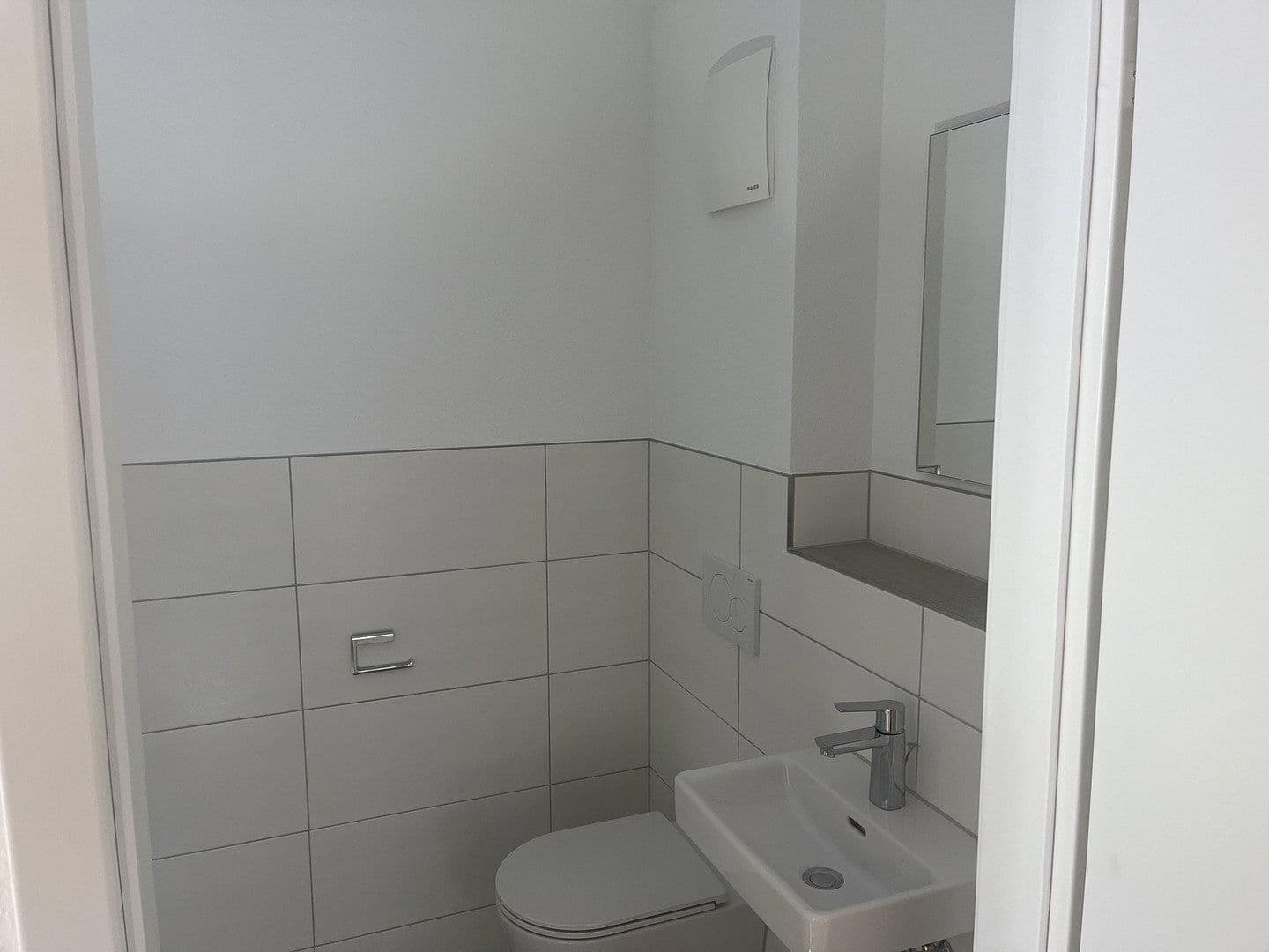 Prenájom bytu 3-izbový 85 m², Am Alten Sportplatz, Wurmlingen, Bádensko-Wurttembersko Prenájom bytu 3-izbový 85 m², Am Alten Sportplatz, Wurmlingen, Bádensko-Wurttembersko