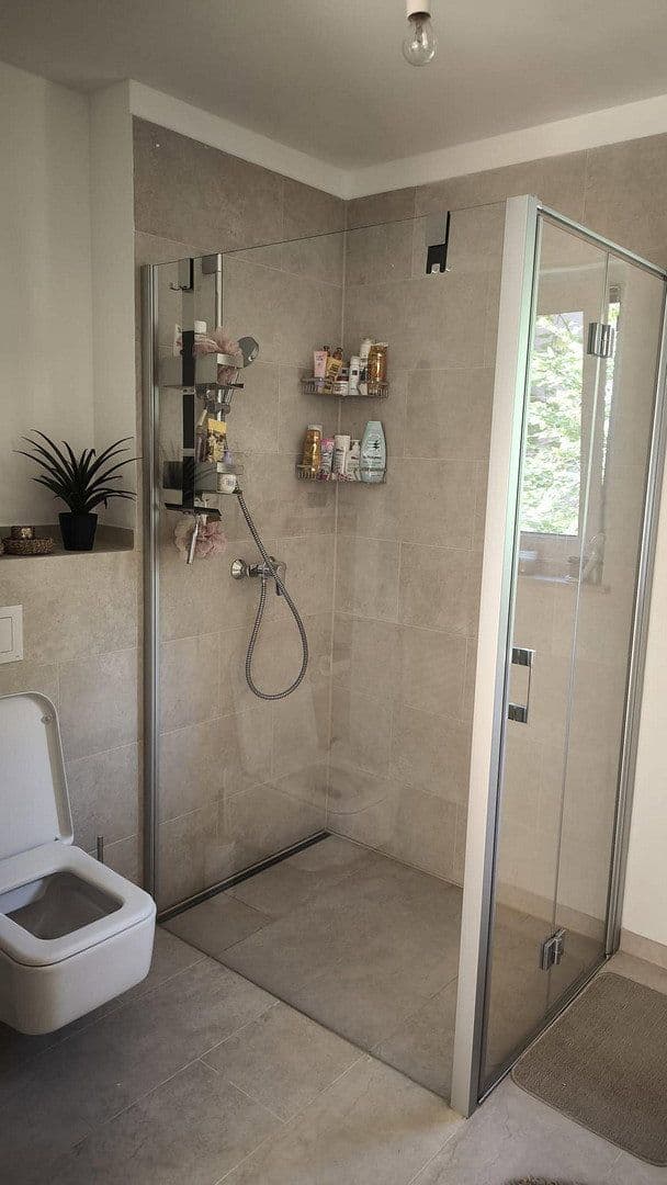 Prenájom bytu 3-izbový 89 m², Happelstraße 43, Heilbronn, Bádensko-Wurttembersko Prenájom bytu 3-izbový 89 m², Happelstraße 43, Heilbronn, Bádensko-Wurttembersko