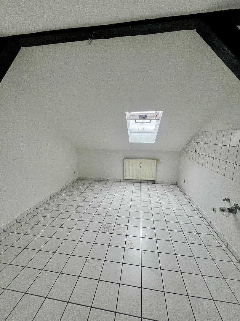 Prenájom bytu 3-izbový 66 m², Halle Saale, Sasko-Anhaltsko Prenájom bytu 3-izbový 66 m², Halle Saale, Sasko-Anhaltsko