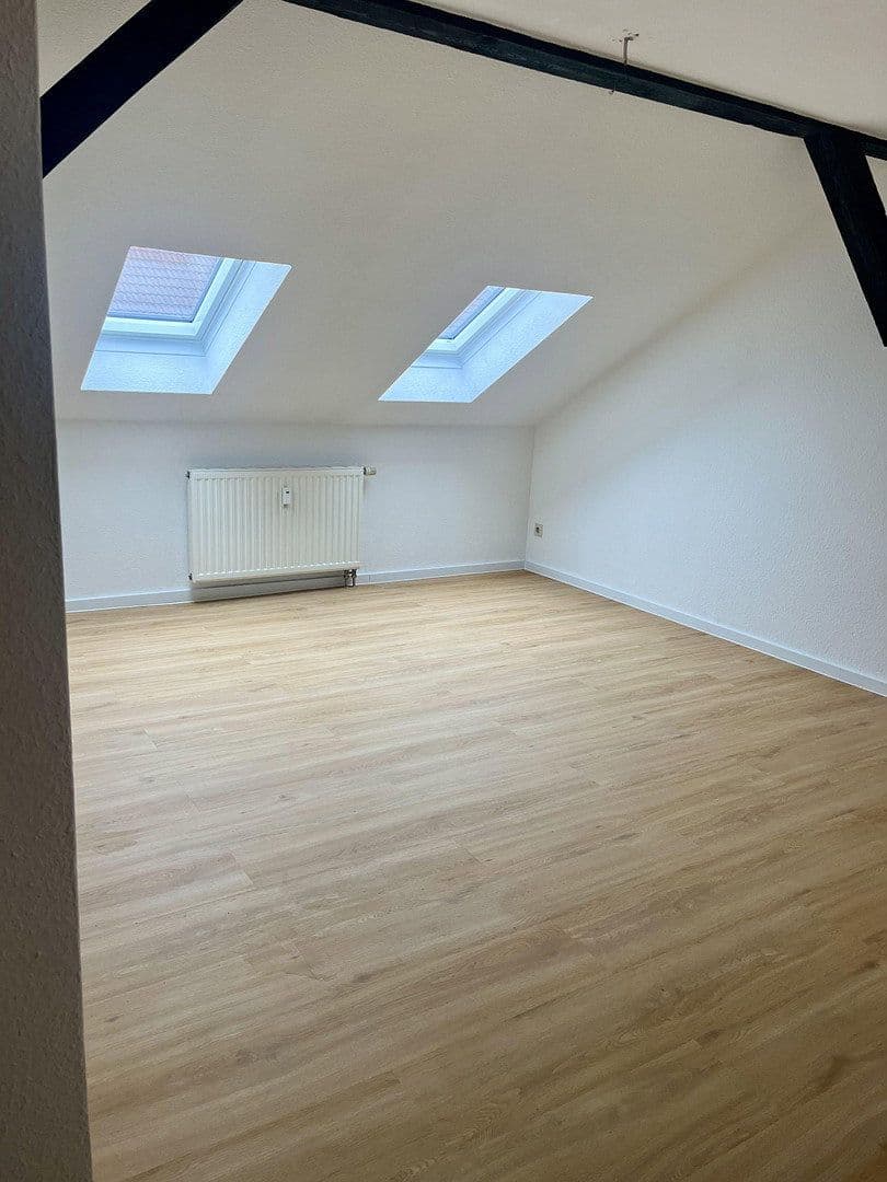 Prenájom bytu 3-izbový 66 m², Halle Saale, Sasko-Anhaltsko Prenájom bytu 3-izbový 66 m², Halle Saale, Sasko-Anhaltsko
