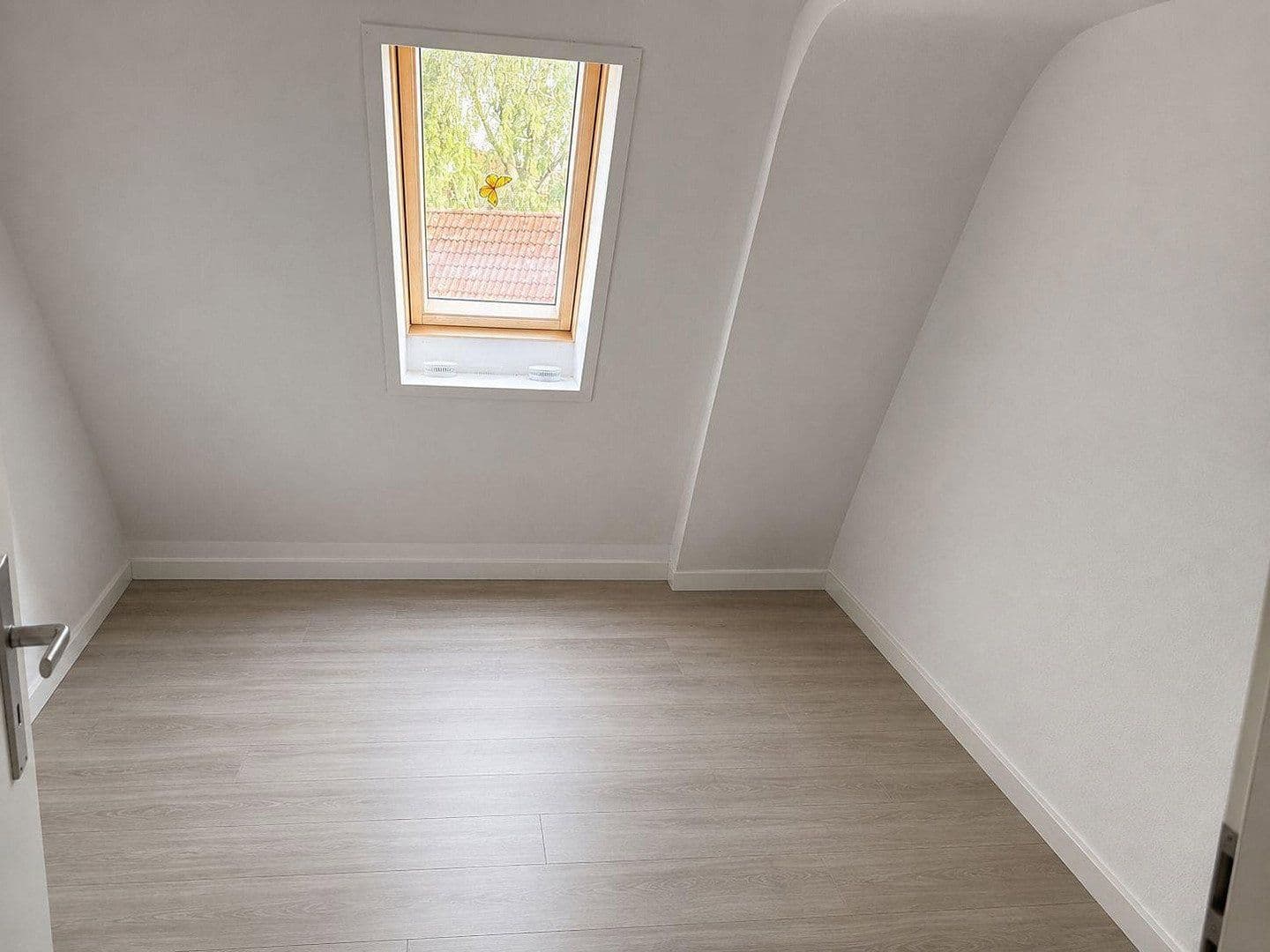 Prenájom domu 120 m², pozemok 700 m², Dettenheim, Bádensko-Wurttembersko Prenájom domu 120 m², pozemok 700 m², Dettenheim, Bádensko-Wurttembersko