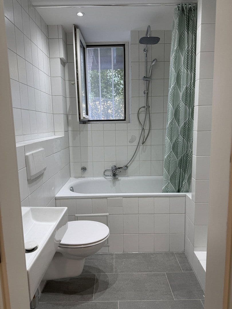 Prenájom bytu 2-izbový 59 m², Heinrichstraße 96, Darmstadt, Hesensko Prenájom bytu 2-izbový 59 m², Heinrichstraße 96, Darmstadt, Hesensko