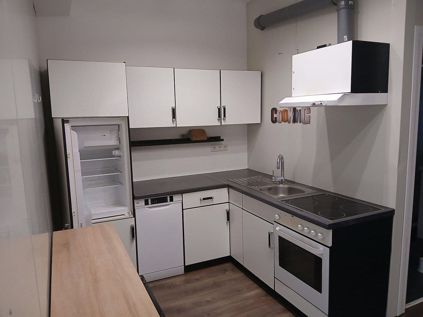 Prenájom bytu 3-izbový 65 m², Margarete-Steiff-Str. 29, Essingen, Bádensko-Wurttembersko Prenájom bytu 3-izbový 65 m², Margarete-Steiff-Str. 29, Essingen, Bádensko-Wurttembersko