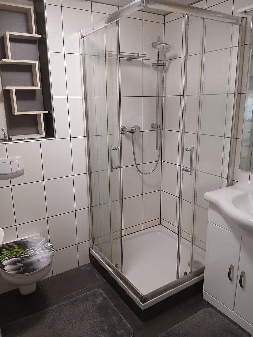 Prenájom bytu 3-izbový 65 m², Margarete-Steiff-Str. 29, Essingen, Bádensko-Wurttembersko Prenájom bytu 3-izbový 65 m², Margarete-Steiff-Str. 29, Essingen, Bádensko-Wurttembersko