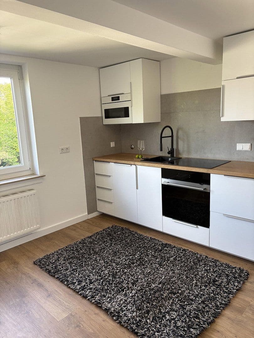 Prenájom bytu 3-izbový 79 m², Essen, Severné Porýnie - Westfálsko Prenájom bytu 3-izbový 79 m², Essen, Severné Porýnie - Westfálsko