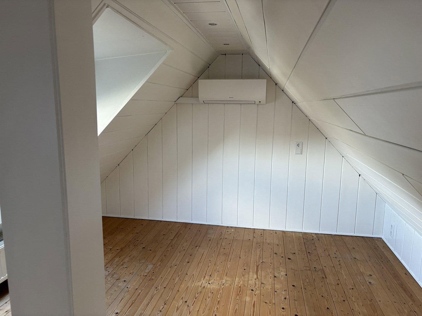 Prenájom bytu 3-izbový 79 m², Essen, Severné Porýnie - Westfálsko Prenájom bytu 3-izbový 79 m², Essen, Severné Porýnie - Westfálsko
