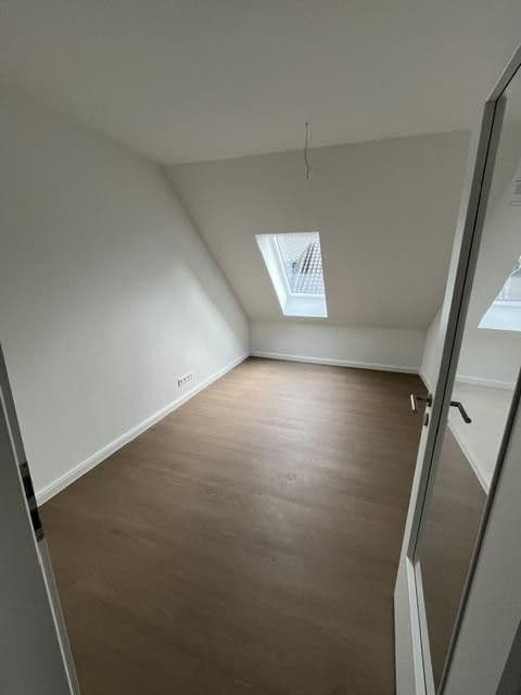 Prenájom bytu 3-izbový 83 m², Forstweg 11, Heide, Šlezvicko-Holštajnsko Prenájom bytu 3-izbový 83 m², Forstweg 11, Heide, Šlezvicko-Holštajnsko