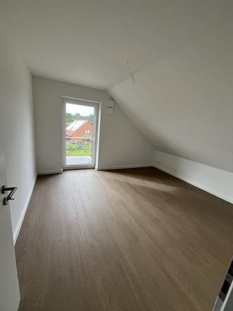Prenájom bytu 3-izbový 83 m², Forstweg 11, Heide, Šlezvicko-Holštajnsko Prenájom bytu 3-izbový 83 m², Forstweg 11, Heide, Šlezvicko-Holštajnsko