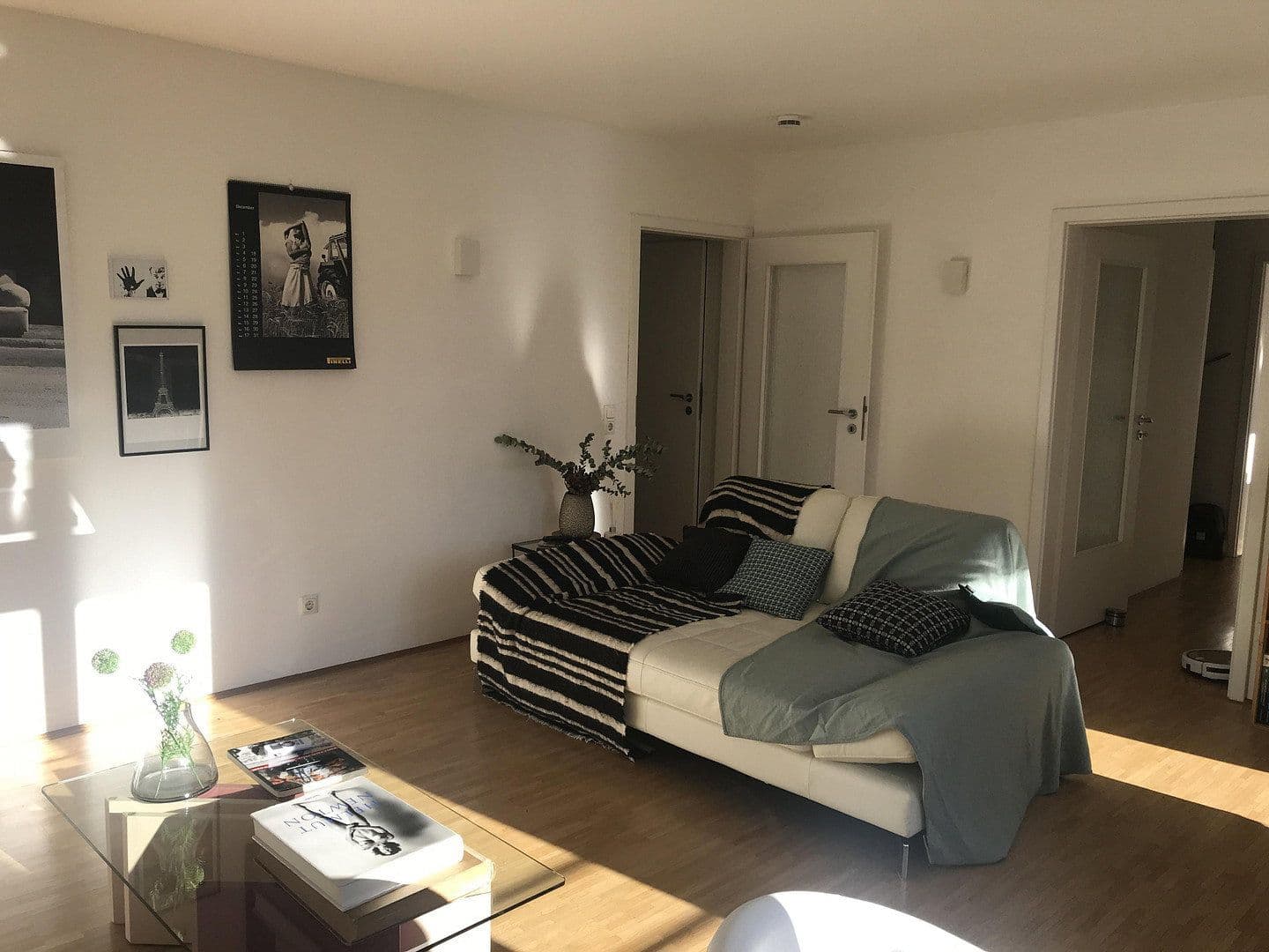 Prenájom bytu 2-izbový 65 m², München, Bavorsko Prenájom bytu 2-izbový 65 m², München, Bavorsko