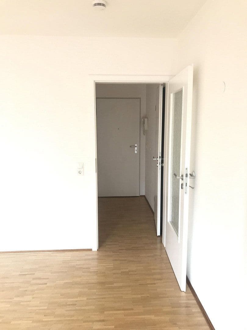 Prenájom bytu 2-izbový 65 m², München, Bavorsko Prenájom bytu 2-izbový 65 m², München, Bavorsko
