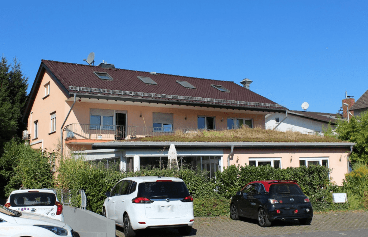 Prenájom bytu 3-izbový 116 m², Bischofsheim, Hesensko Prenájom bytu 3-izbový 116 m², Bischofsheim, Hesensko