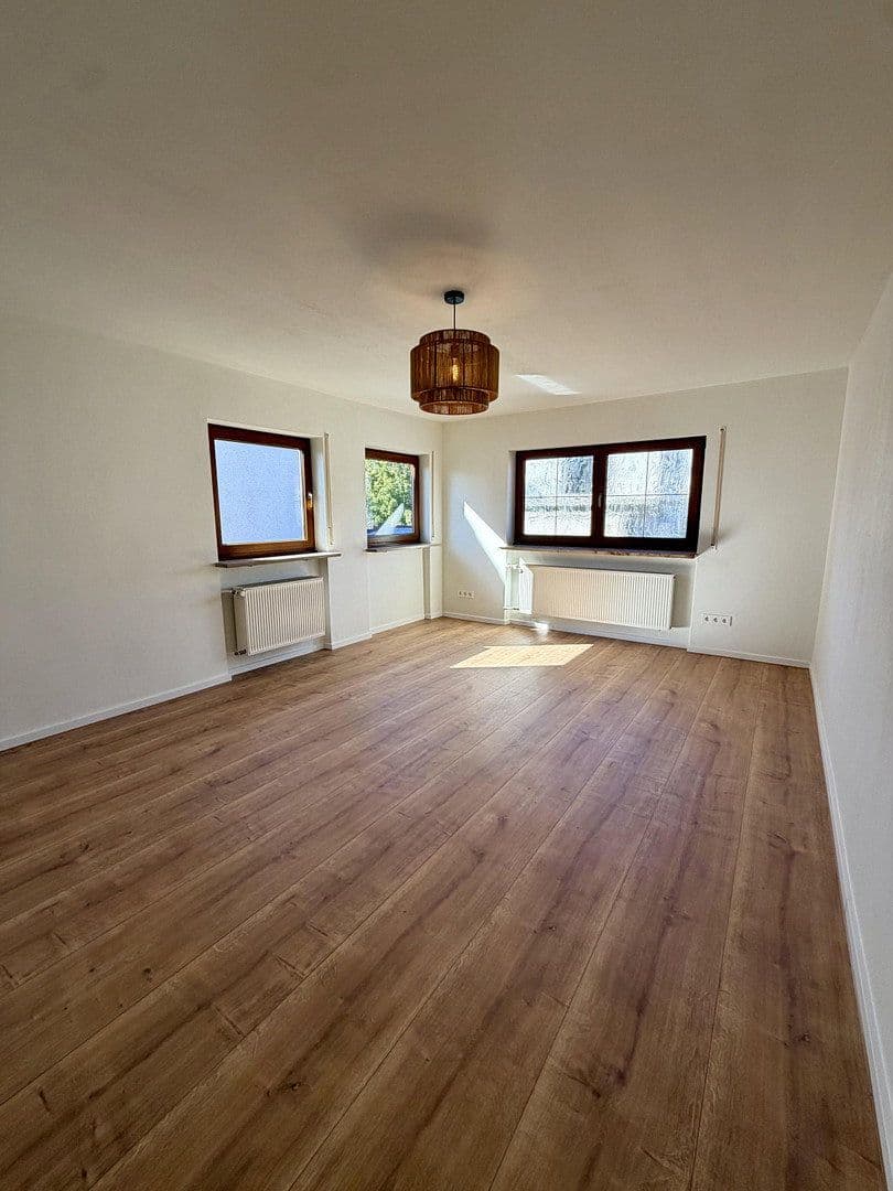 Predaj domu 100 m², pozemok 477 m², Zirndorf, Bavorsko Predaj domu 100 m², pozemok 477 m², Zirndorf, Bavorsko