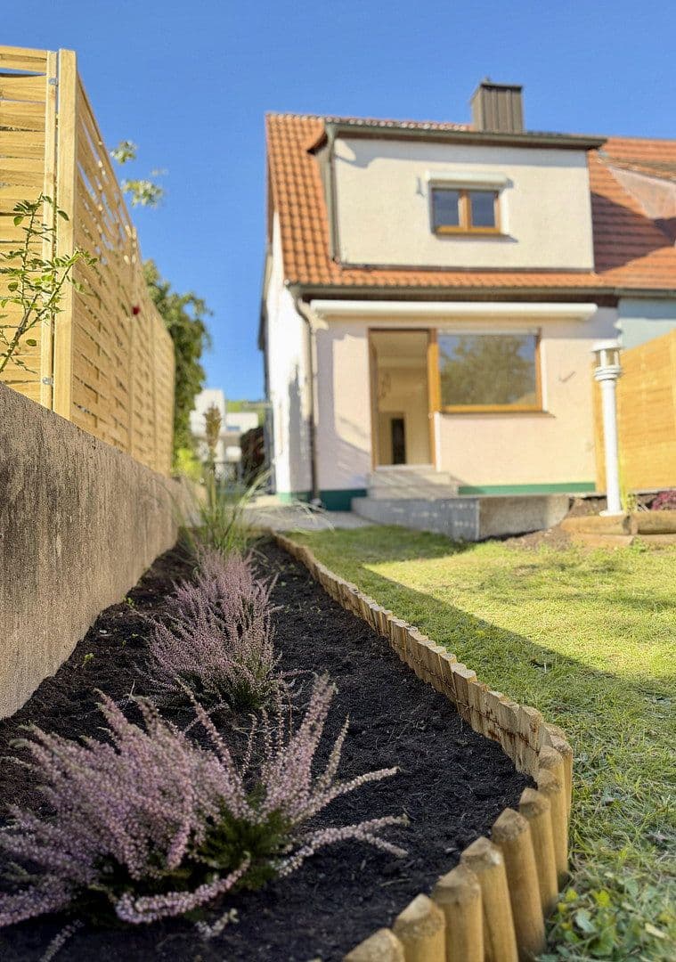 Predaj domu 100 m², pozemok 477 m², Zirndorf, Bavorsko Predaj domu 100 m², pozemok 477 m², Zirndorf, Bavorsko