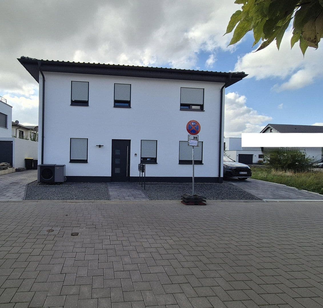 Predaj domu 223 m², pozemok 584 m², Euskirchen, Severné Porýnie - Westfálsko Predaj domu 223 m², pozemok 584 m², Euskirchen, Severné Porýnie - Westfálsko