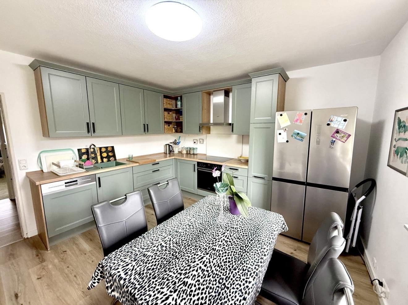 Predaj domu 430 m², pozemok 1.100 m², Güster, Šlezvicko-Holštajnsko Predaj domu 430 m², pozemok 1.100 m², Güster, Šlezvicko-Holštajnsko