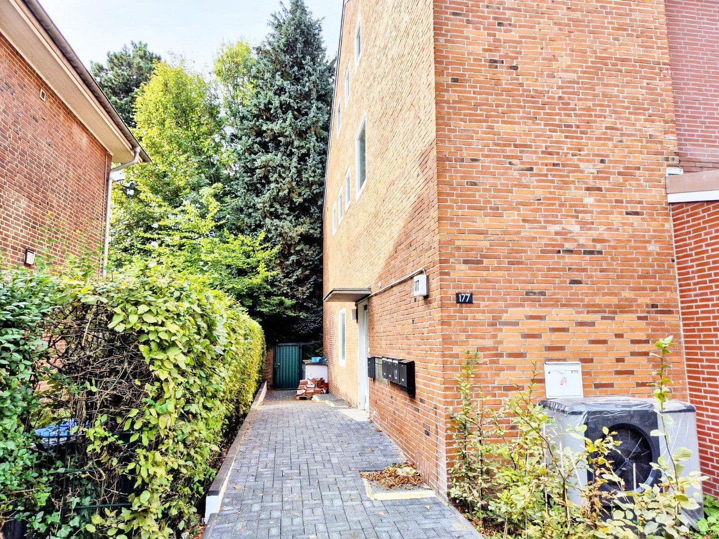 Prenájom bytu 3-izbový 107 m², Borsteler Chaussee 177, Hamburg, Hamburg Prenájom bytu 3-izbový 107 m², Borsteler Chaussee 177, Hamburg, Hamburg