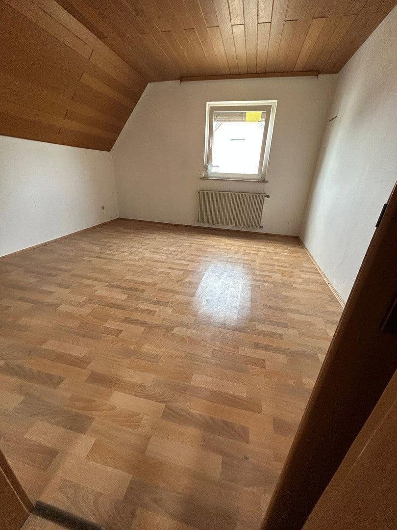 Prenájom domu 102 m², pozemok 322 m², Bad Friedrichshall, Bádensko-Wurttembersko Prenájom domu 102 m², pozemok 322 m², Bad Friedrichshall, Bádensko-Wurttembersko