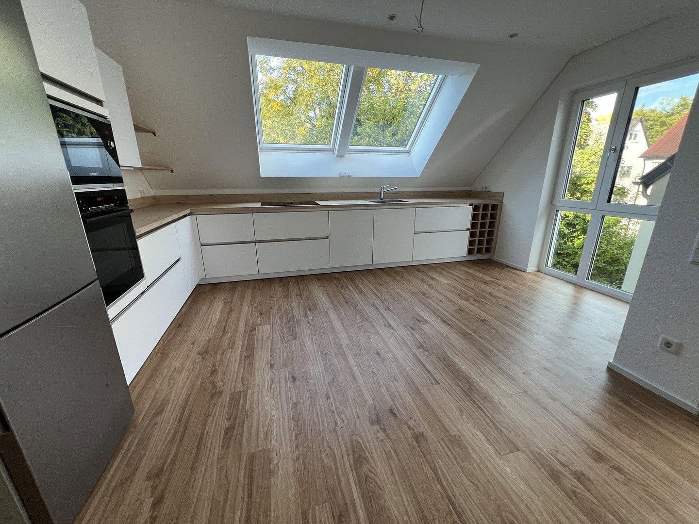 Prenájom bytu 5-izbový 102 m², Moltkestraße 69/1, Heilbronn, Bádensko-Wurttembersko Prenájom bytu 5-izbový 102 m², Moltkestraße 69/1, Heilbronn, Bádensko-Wurttembersko