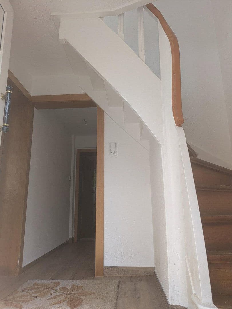 Prenájom domu 130 m², pozemok 300 m², Ranstadt, Hesensko Prenájom domu 130 m², pozemok 300 m², Ranstadt, Hesensko