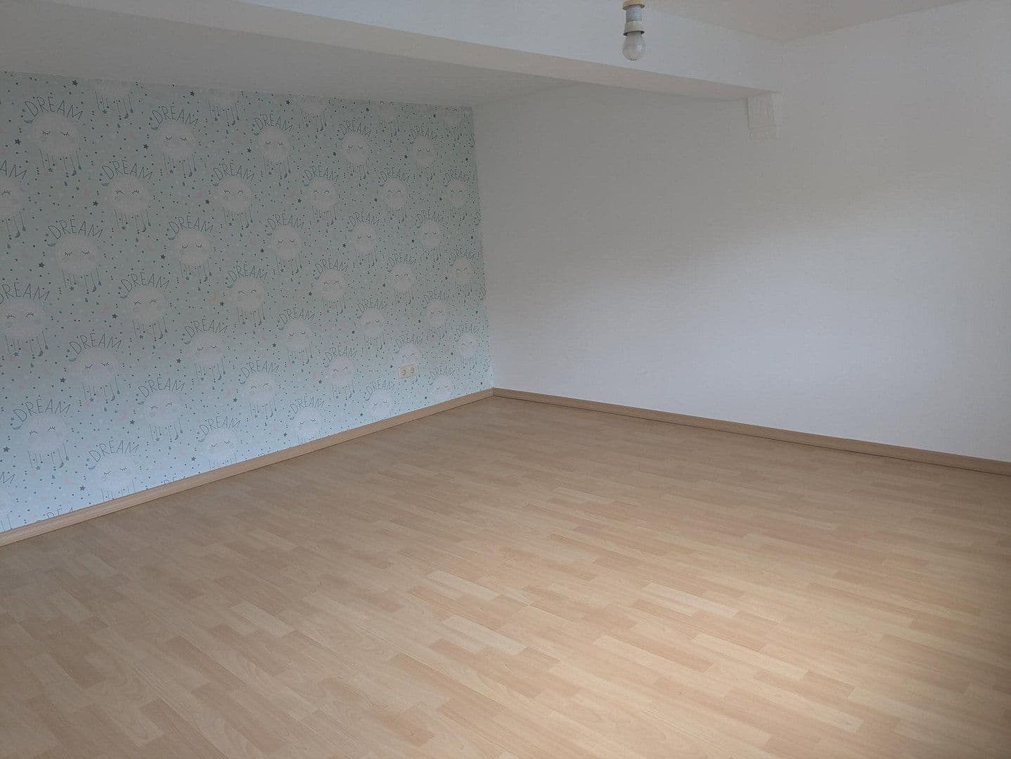 Prenájom domu 130 m², pozemok 300 m², Ranstadt, Hesensko Prenájom domu 130 m², pozemok 300 m², Ranstadt, Hesensko