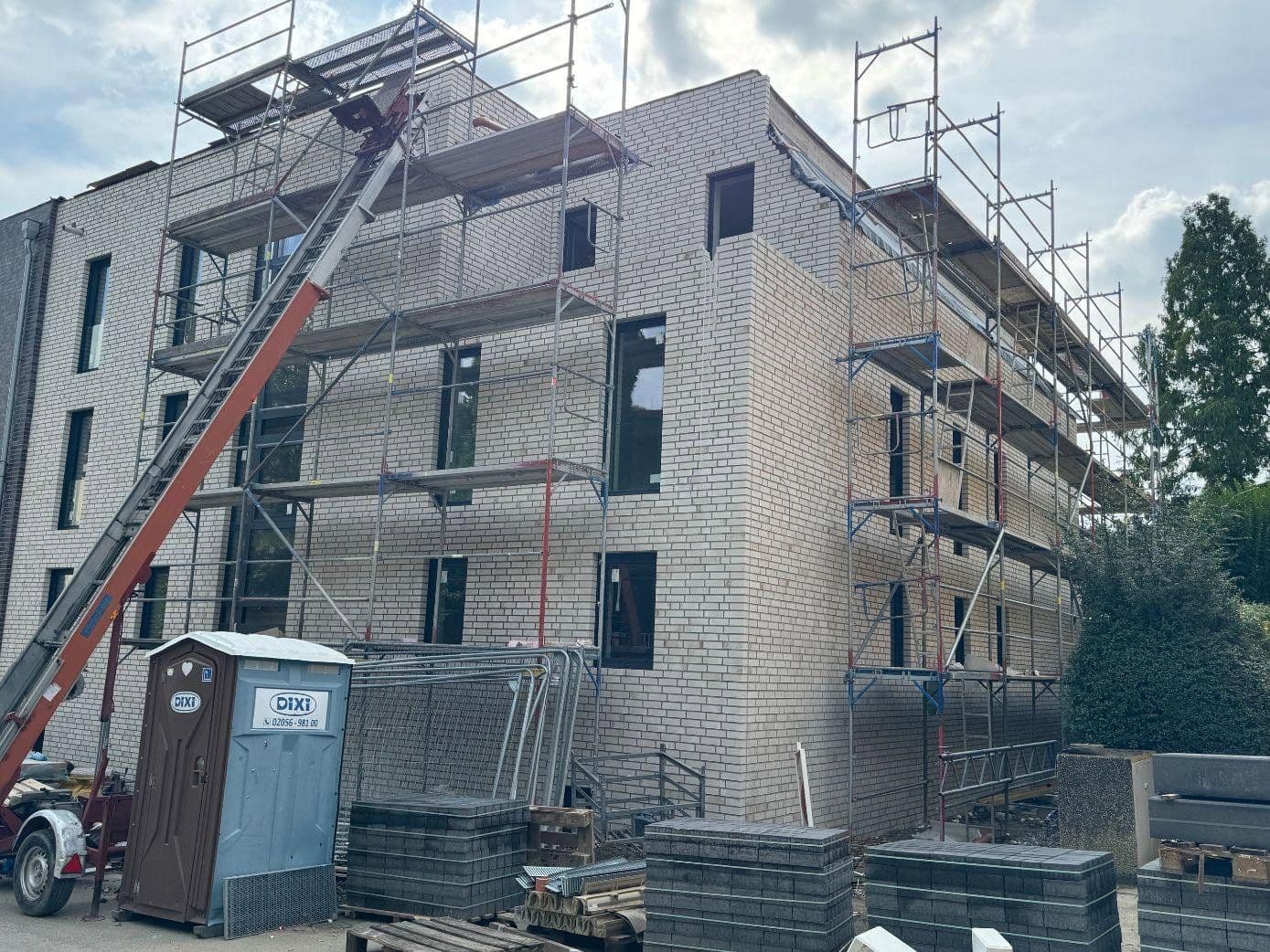 Prenájom bytu 3-izbový 95 m², Möllhoven 45, Essen, Severné Porýnie - Westfálsko Prenájom bytu 3-izbový 95 m², Möllhoven 45, Essen, Severné Porýnie - Westfálsko