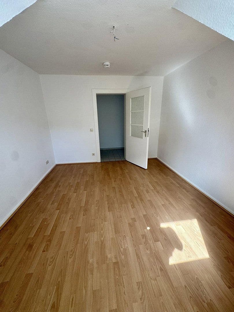 Prenájom bytu 3-izbový 73 m², Auf`m großen Feld, Düsseldorf, Severné Porýnie - Westfálsko Prenájom bytu 3-izbový 73 m², Auf`m großen Feld, Düsseldorf, Severné Porýnie - Westfálsko